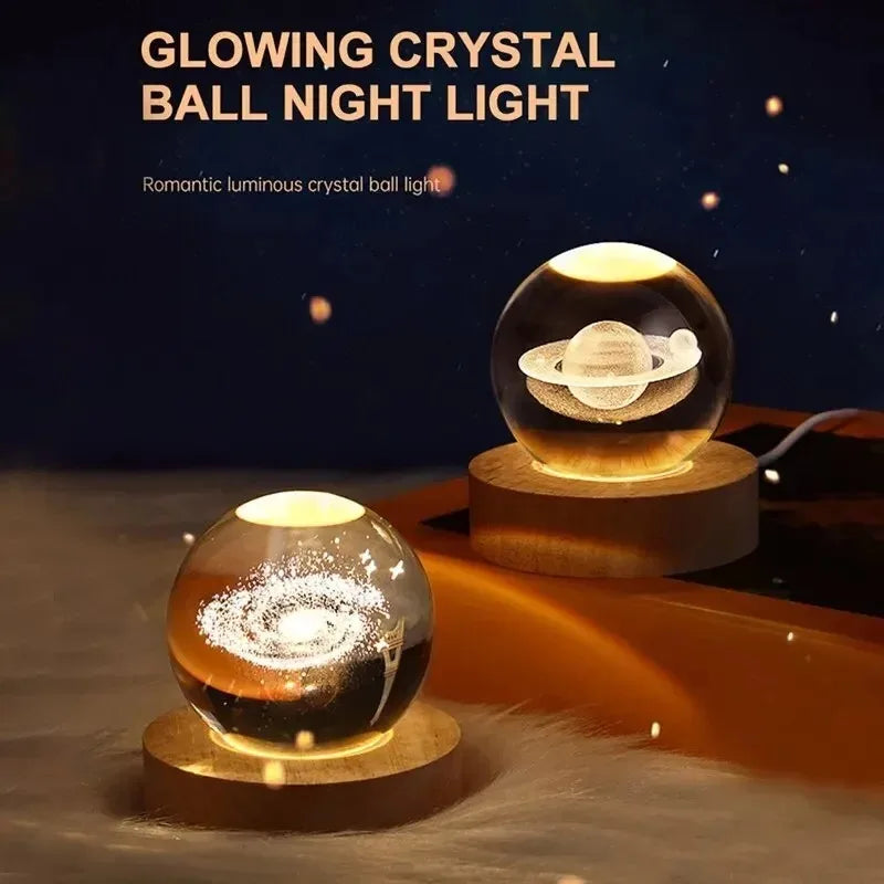 Simples Market 3D crystal ball night light, 2 glass globes with solar system engravings, warm amber glow on wooden bases