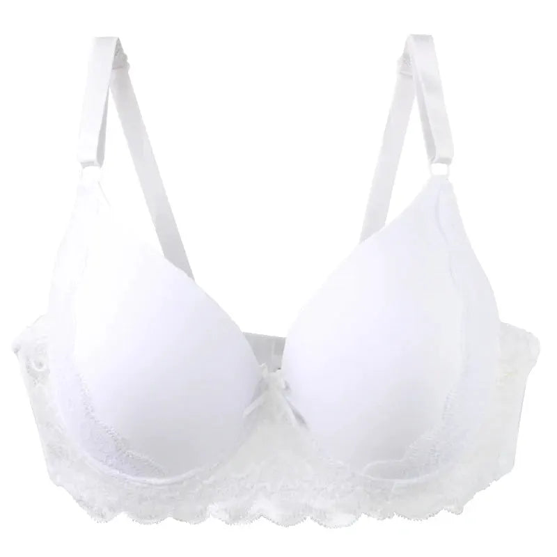 Push-up bra, white lace-trim with smooth cups and scalloped lace hem for women