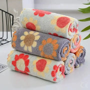 4Pcs sunflower-pattern kitchen cleaning cloths by Simples Market, coral fleece, soft absorbent 30x30cm.