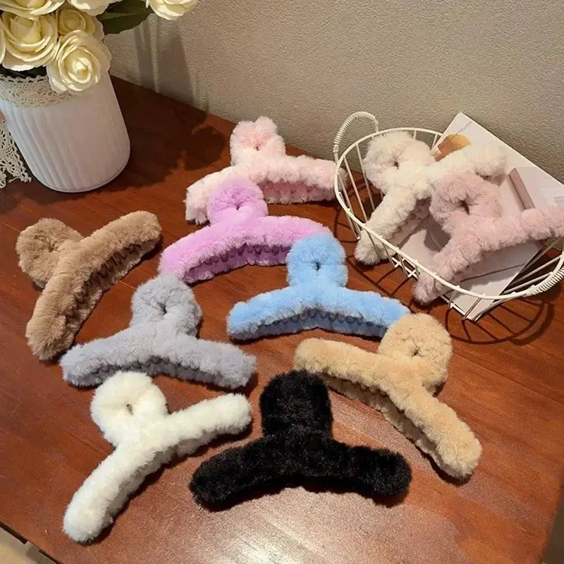CosyGlam Winter Faux Fur Hair Claw Clip Acrylic Crab Barrette For Cosy Winter Styles