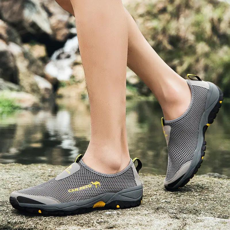 Simples Market men's mesh slip-on sneakers, gray breathable outdoor loafers with yellow accents.