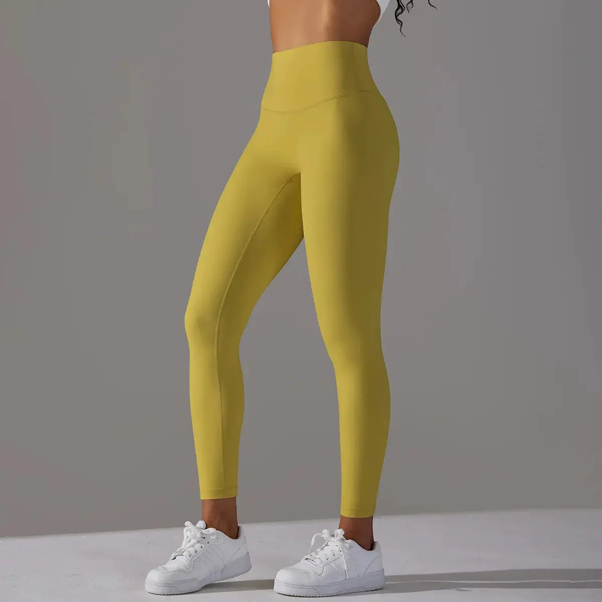 Leggings Simples Market high-waist yellow gym tights for yoga, running and workouts