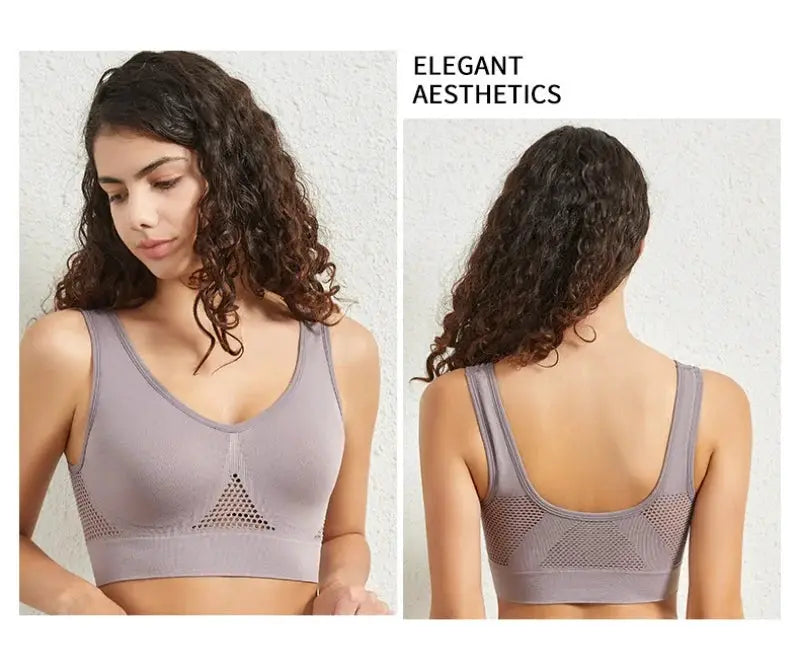 Women's plus-size breathable mesh sports bra, lavender ribbed crop top with seamless non-wire design and mesh panels