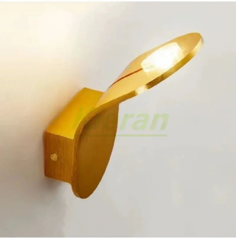 Wooden Nordic skateboard-style LED wall lamp with curved arm and warm light