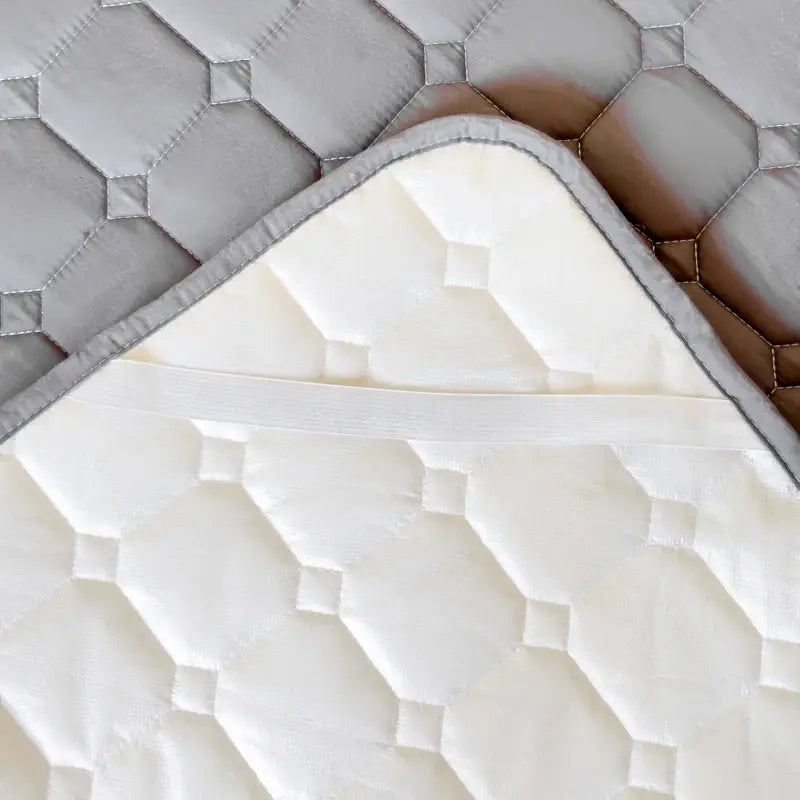 Waterproof quilted mattress protector cover by Simples Market, white with gray border