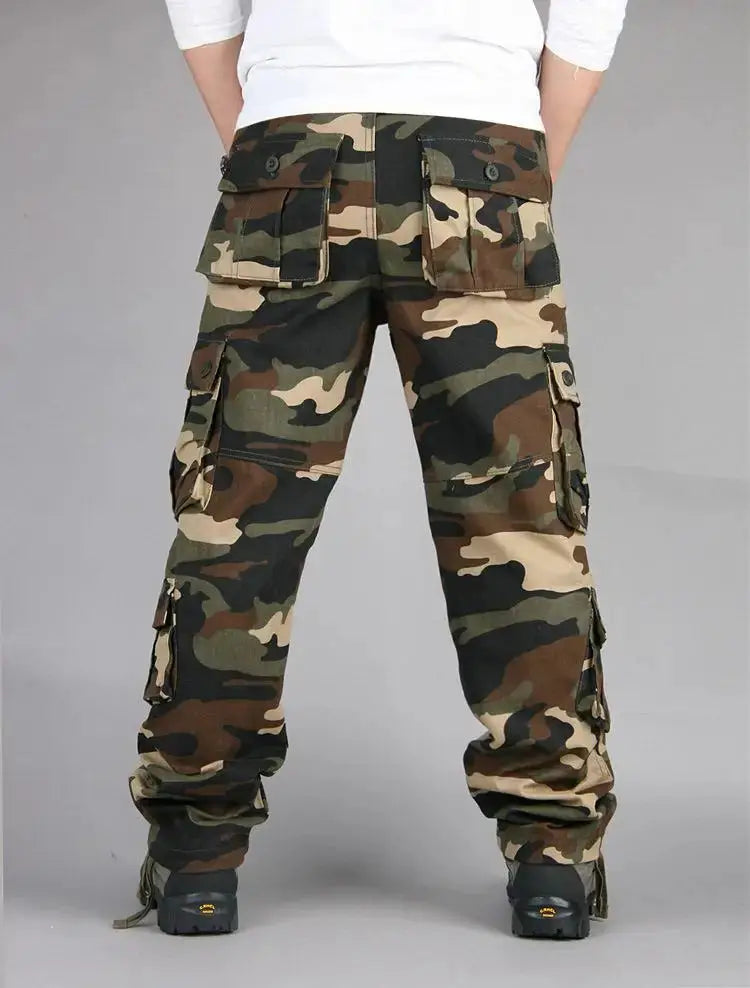 Simples Market men's tactical camouflage cargo pants, cotton fabric with multiple pockets in woodland camouflage.