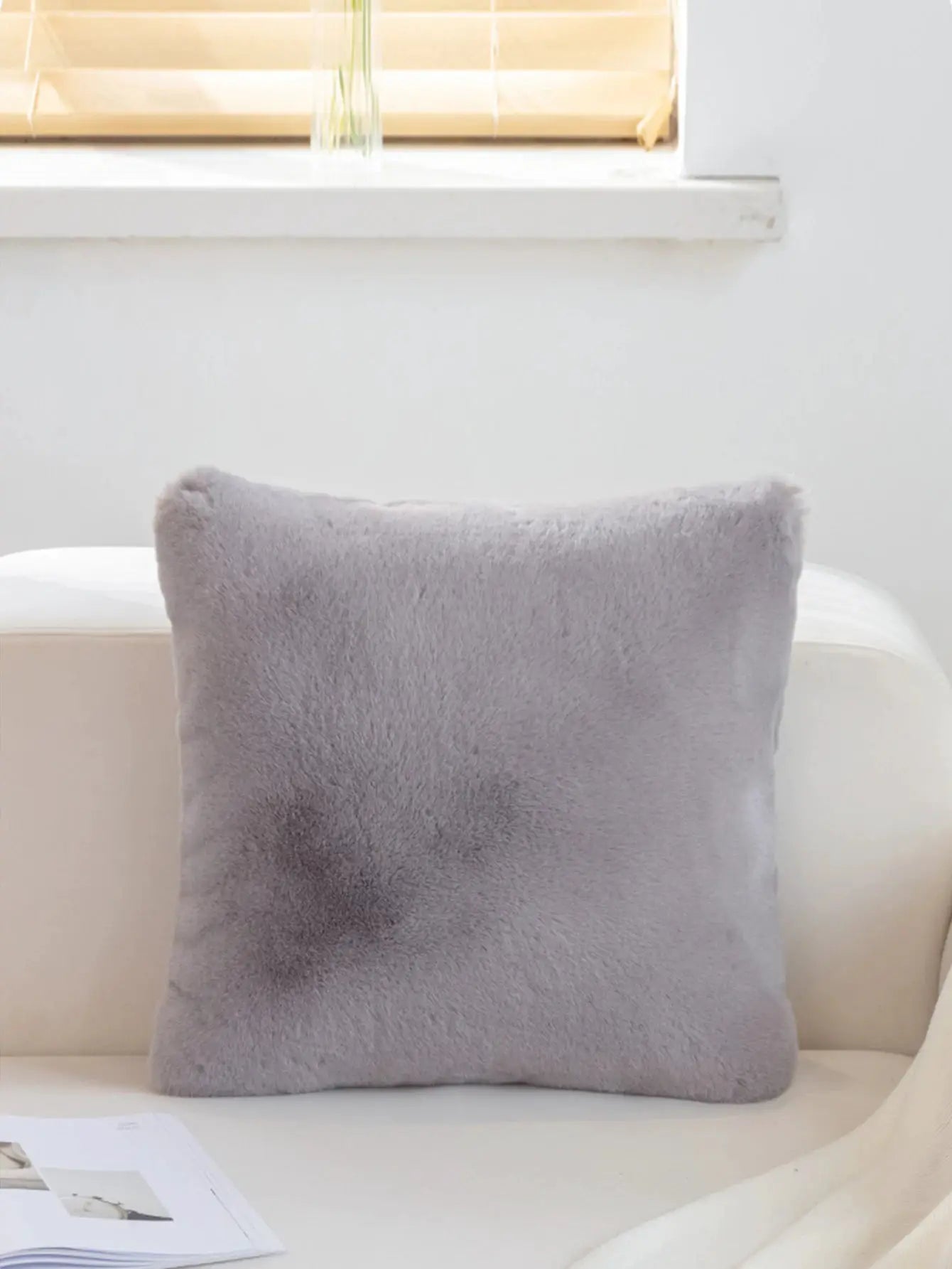 Simples Market plush throw pillow cover, faux fur, soft gray decorative cushion