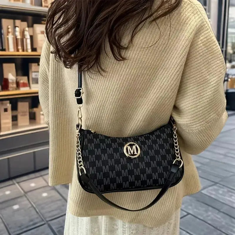 Vintage Vogue Crossbody Handbag For Women With Adjustable Strap For All Day Comfort In Durable PU Finish