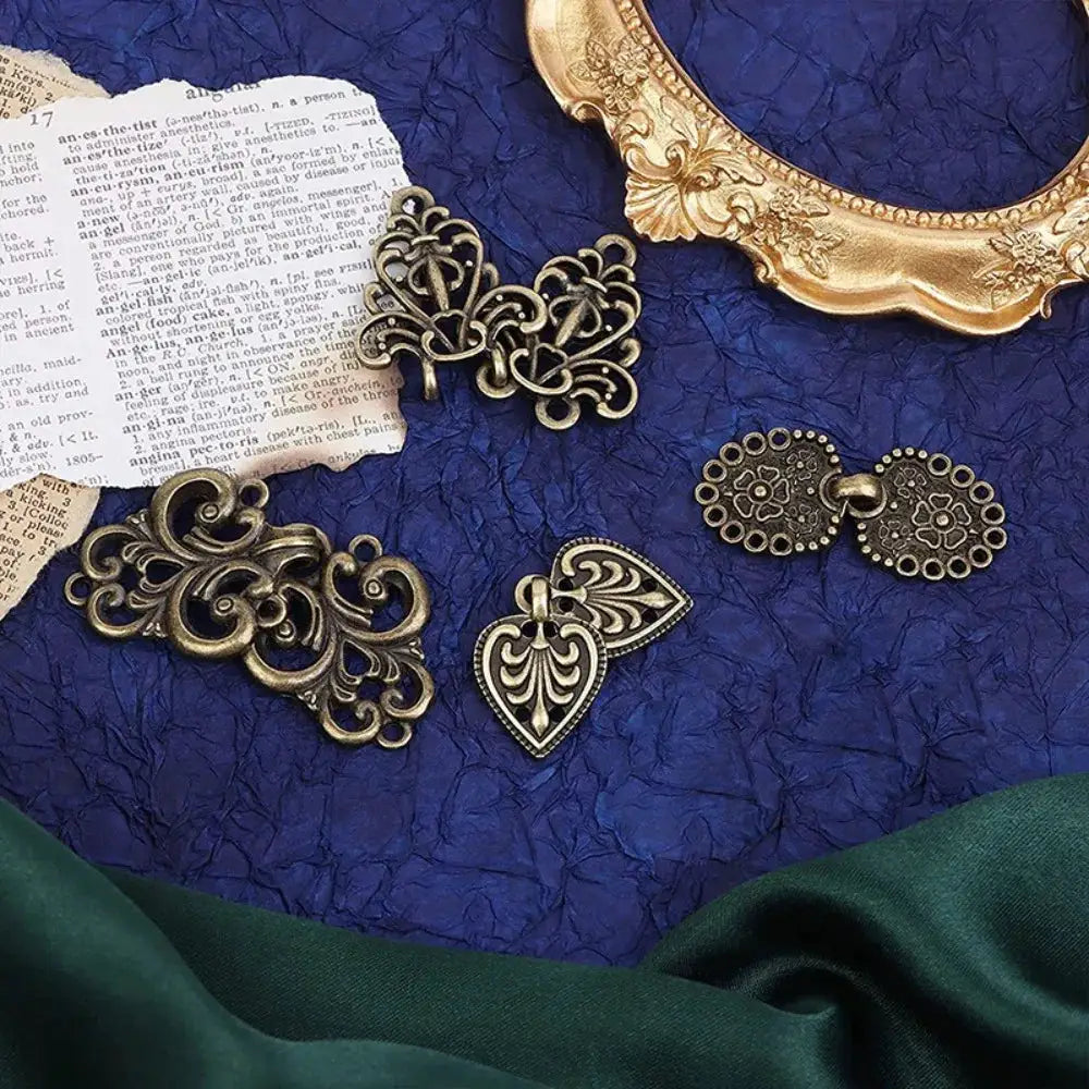HeritageWeave Vintage Sweater Clips Durable Metal Cape Shawl Cardigan Fasteners For Dresses And Shirts