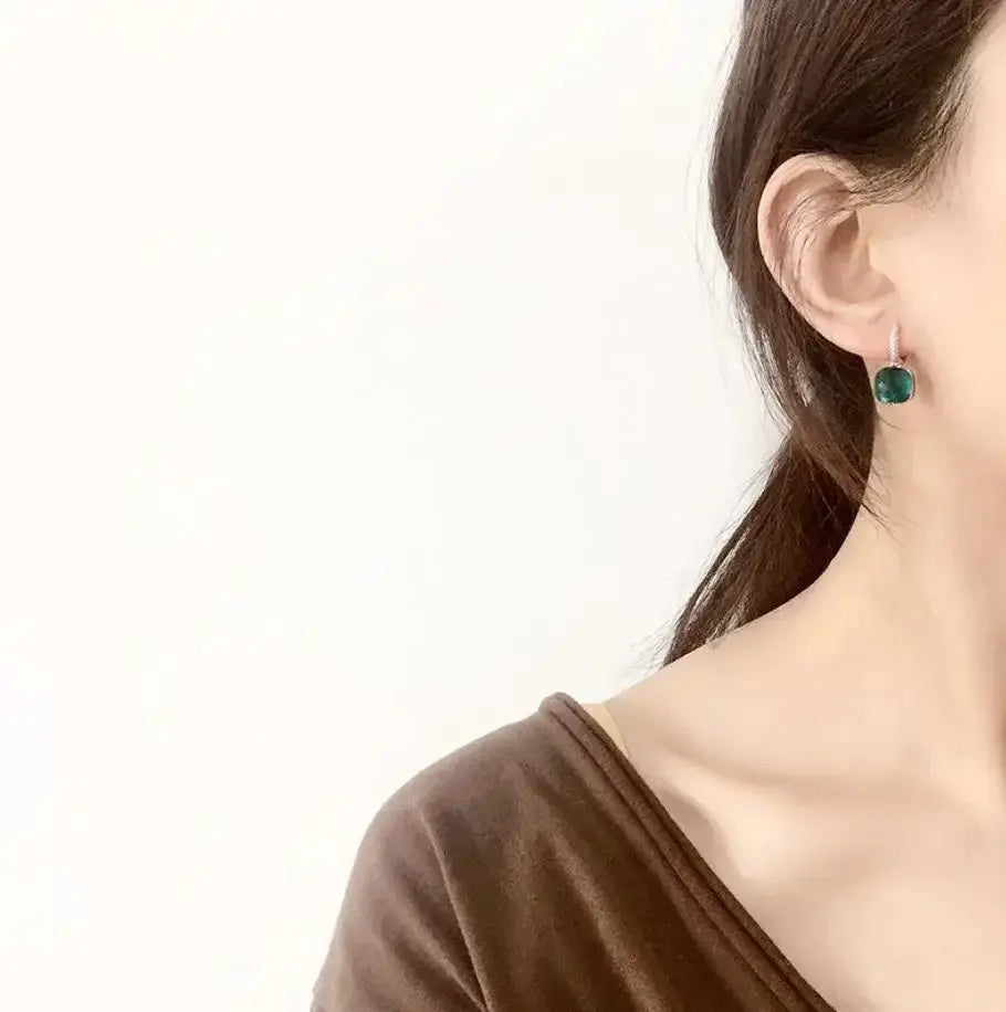 Drop earring with emerald-green crystal, candy-style, 10mm for women