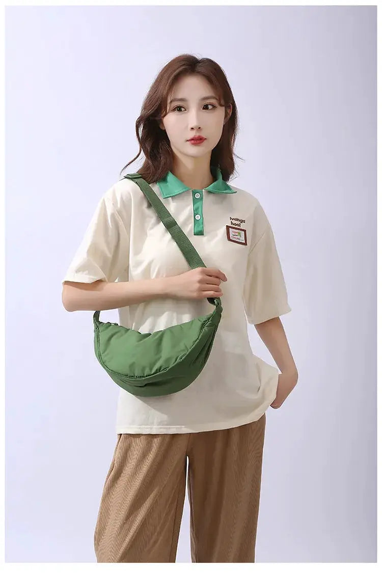 Green nylon crossbody bag by Simples Market; solid color women's portable shoulder bag