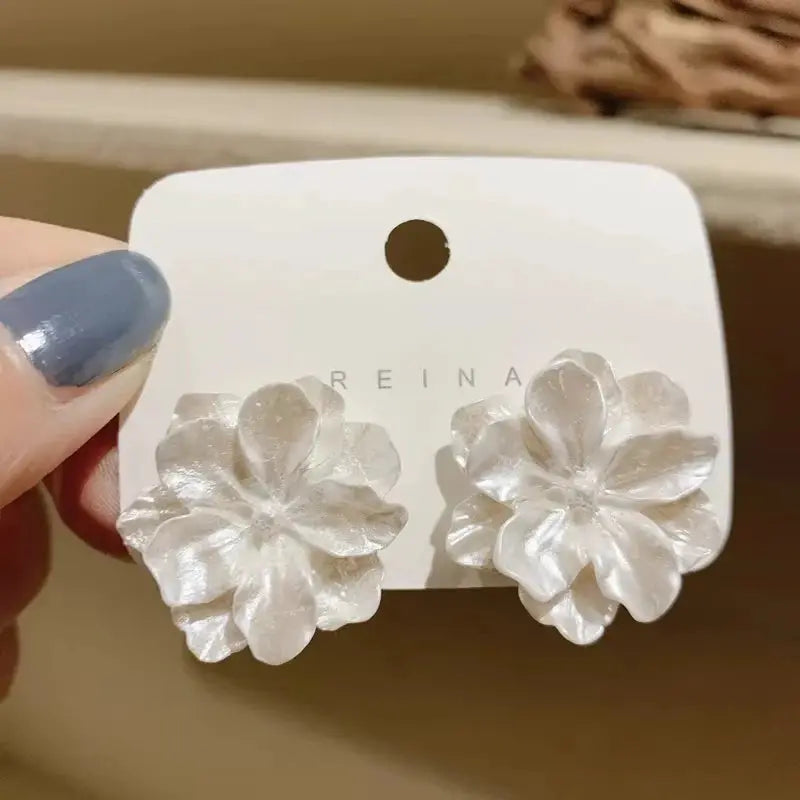 White Flower Stud Earrings Folded Acrylic Side Jewelry For Women And Girls Japanese Style Sweet Floral Charm