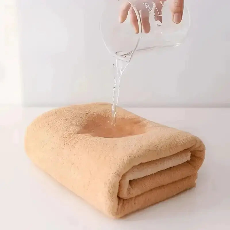 SoftWeave Luxury Bath Towel Set 2 Pack Ultra Soft Quick Dry Towels 100 Percent Polyester For Gentle Skin Everyday Use