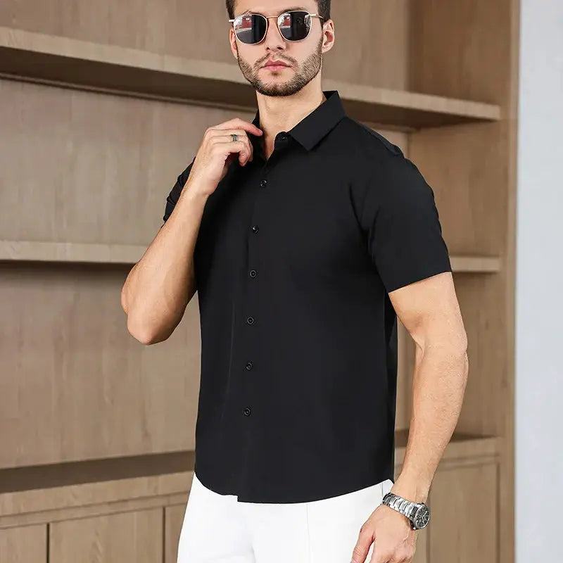 Simples Market men's black short-sleeve button-down shirt, solid color, business casual