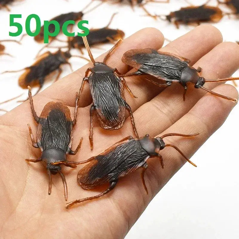 Halloween Realistic Plastic Cockroaches Toys Set Prank Decoration Props Gags For Parties Five To Fifty Pieces