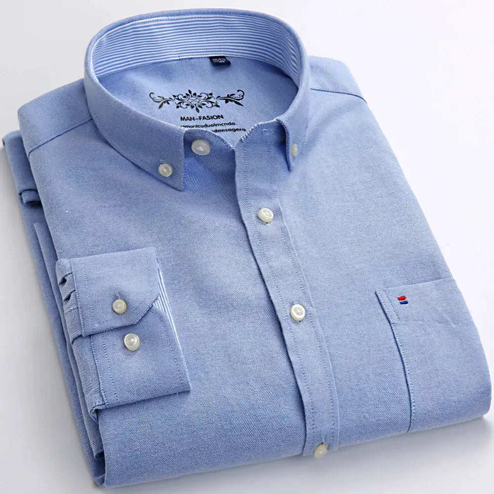 Simples Market men's light-blue long-sleeve oxford shirt with button-down collar and single patch pocket