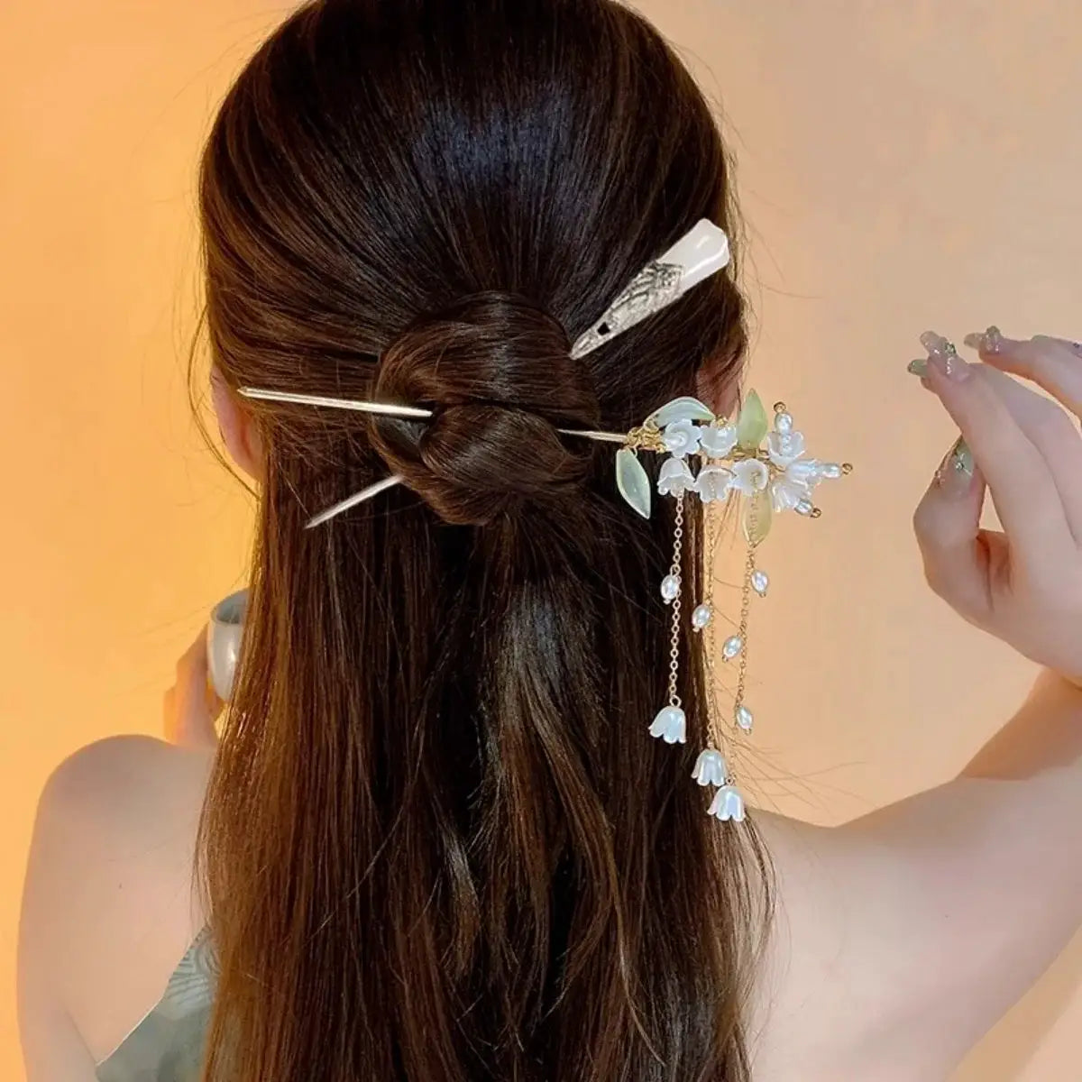 Elegant Chinese Style Romantic Enameled Flower Tassel Hair Clip Alloy Jewelry Hairpin For Women Fashion Accessory