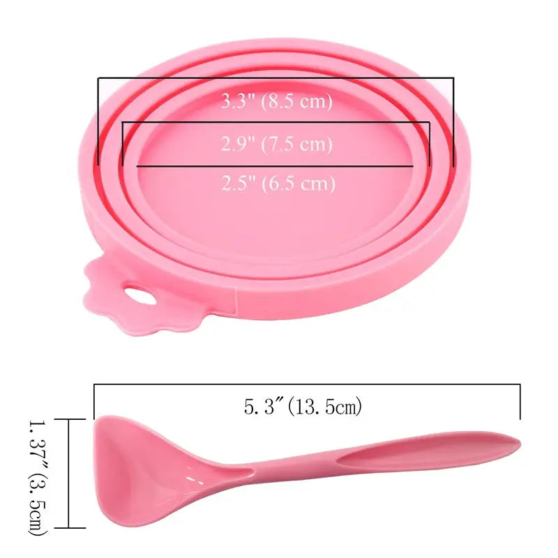 2 Piece Set Reusable Pet Food Can Covers Silicone Lids for Dogs and Cats Airtight Seal with Spoon