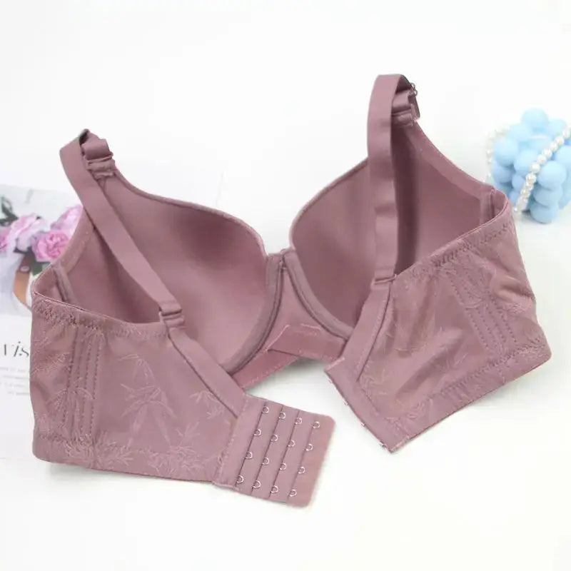 DaiNaFang women's push-up bra in mauve, full cups with breathable fabric, adjustable straps and back hook closure