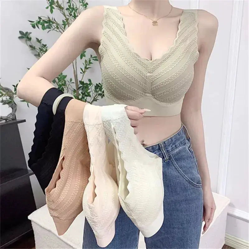 Simples Market seamless wireless sports bras; set of 4 in beige, cream, peach, and black