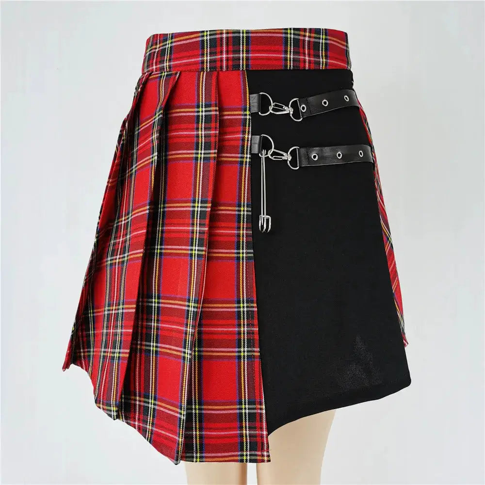 Simples Market Gothic Sweet plaid pleated mini skirt with red plaid side and black panel with silver buckles
