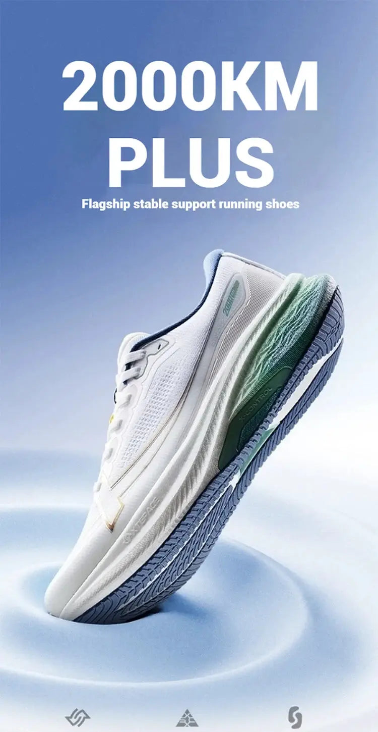 Xtep 2000KM Plus running shoes, white with green midsole, lightweight training sneakers