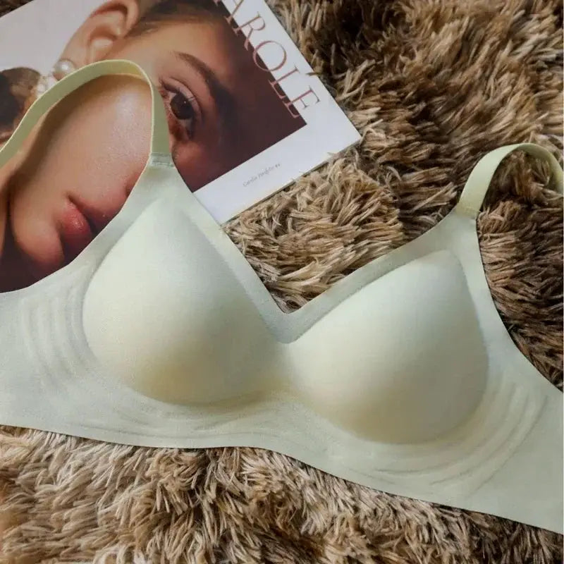 Seamless mint-green push-up bra with wireless cups