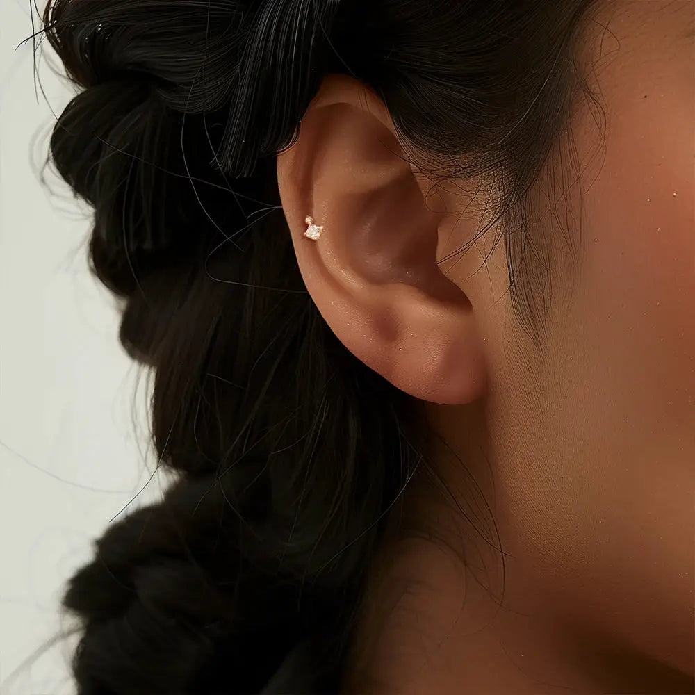 AIDE heart round ball flat helix piercing earring in 925 sterling silver with zircon by Simples Market