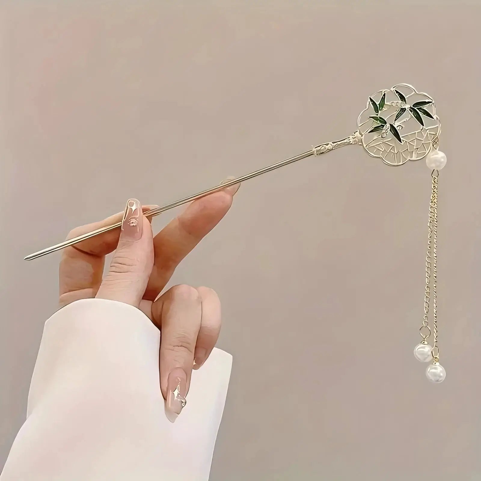 Elegant Chinese Style Tassel Hair Stick Durable Alloy With Traditional Floral Design Hairpin For Women