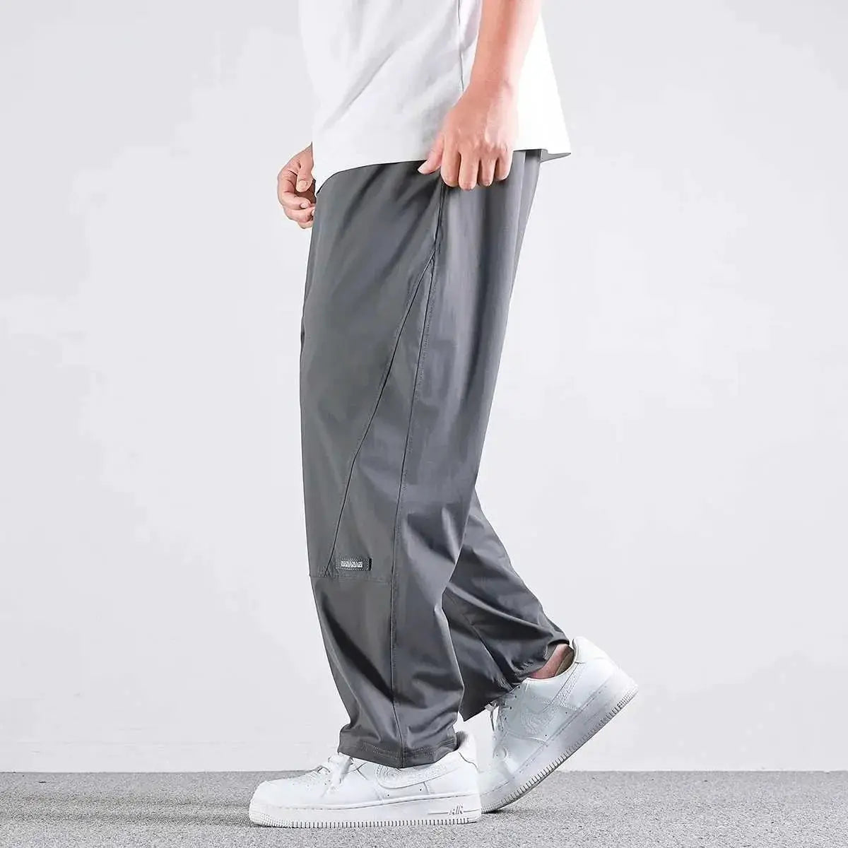 Simples Market 10XL men's casual jogger pants, gray loose-fit with elastic waist and quick-dry fabric