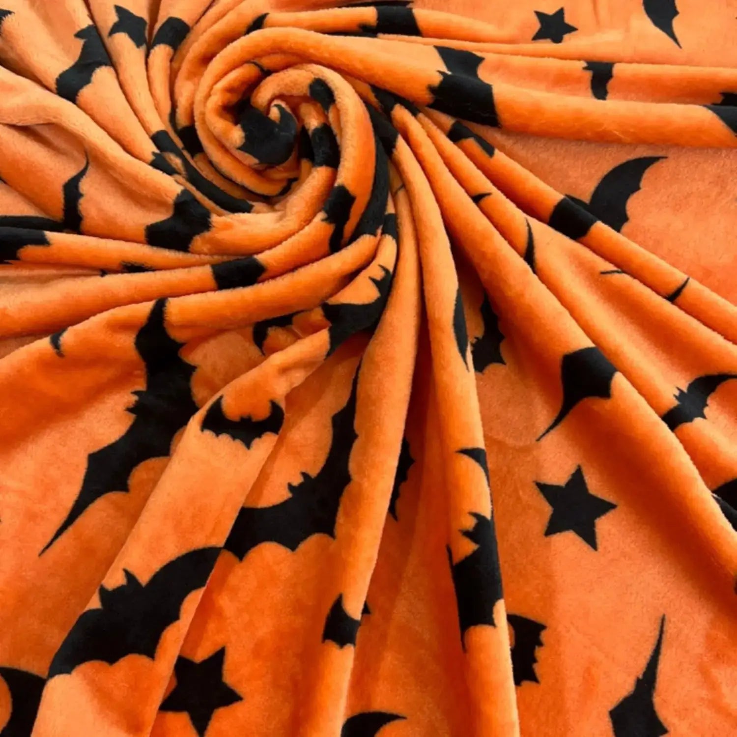 Black Bats Printed Flannel Blanket Gift for Sofa Bed Travel Four Seasons Cozy Sleep Read Relax