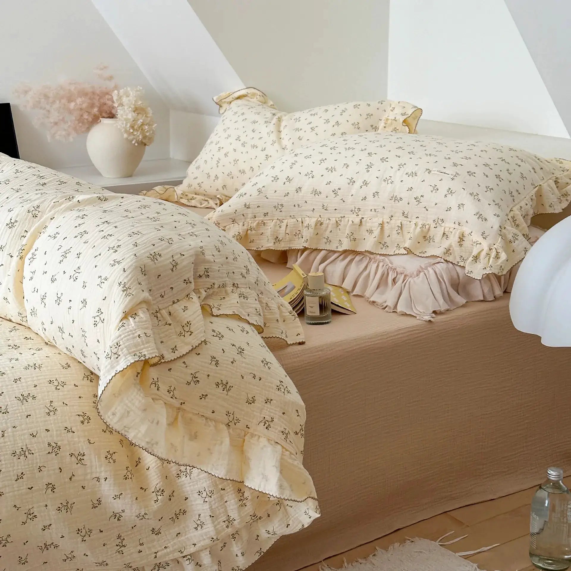 Bedding set by Simples Market, INS Princess ruffle-edge gauze 100% cotton, ivory floral, 3pcs
