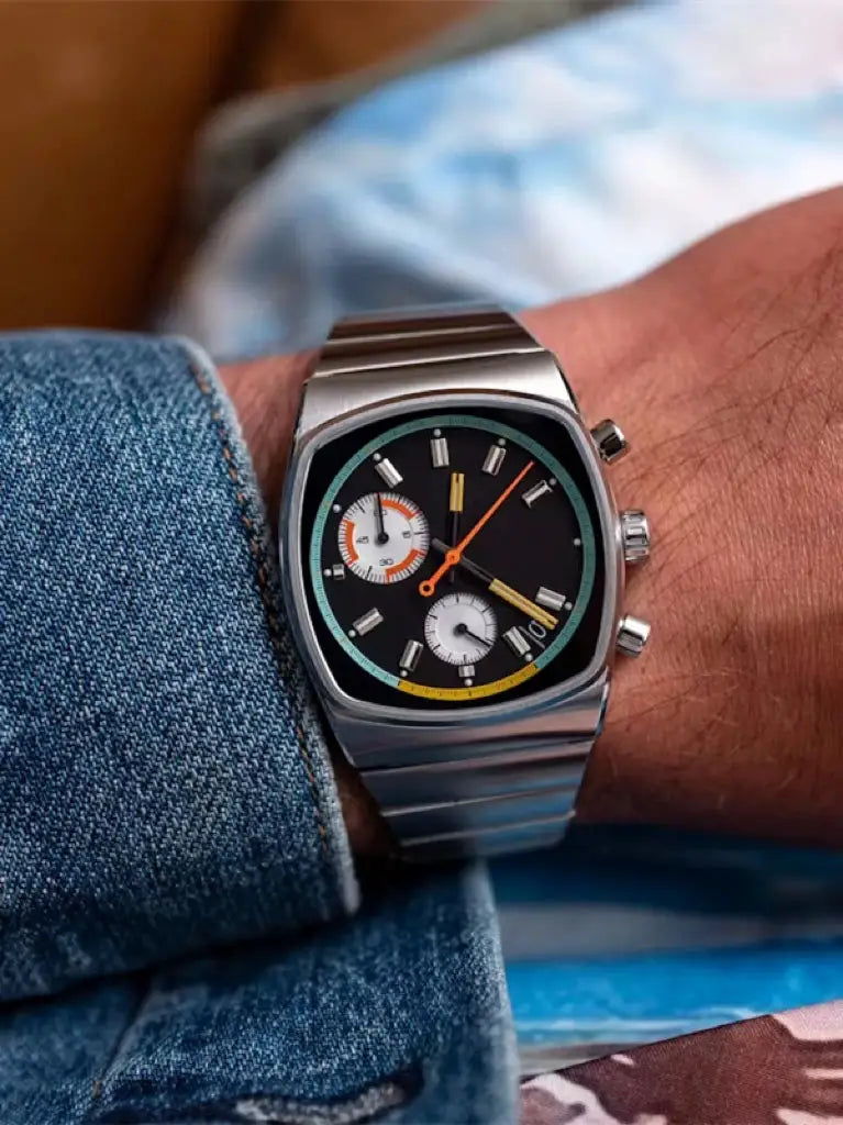 Simples Market CILOA men's stainless steel chronograph watch with black dial, orange hands and white subdials