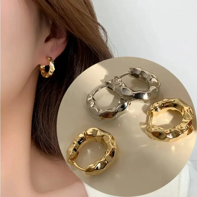 2Pcs Zinc Alloy Smooth Hoop Earrings For Women And Girls Elegant Luxury Jewelry Daily Wear