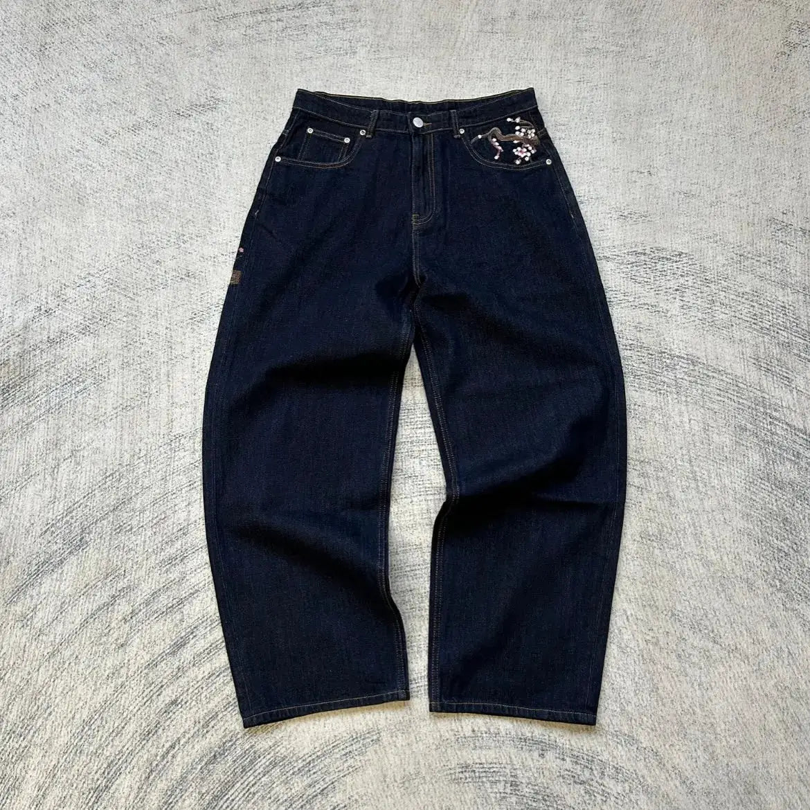Jeans with cherry blossom embroidery on the front pocket, dark indigo wide-leg baggy denim