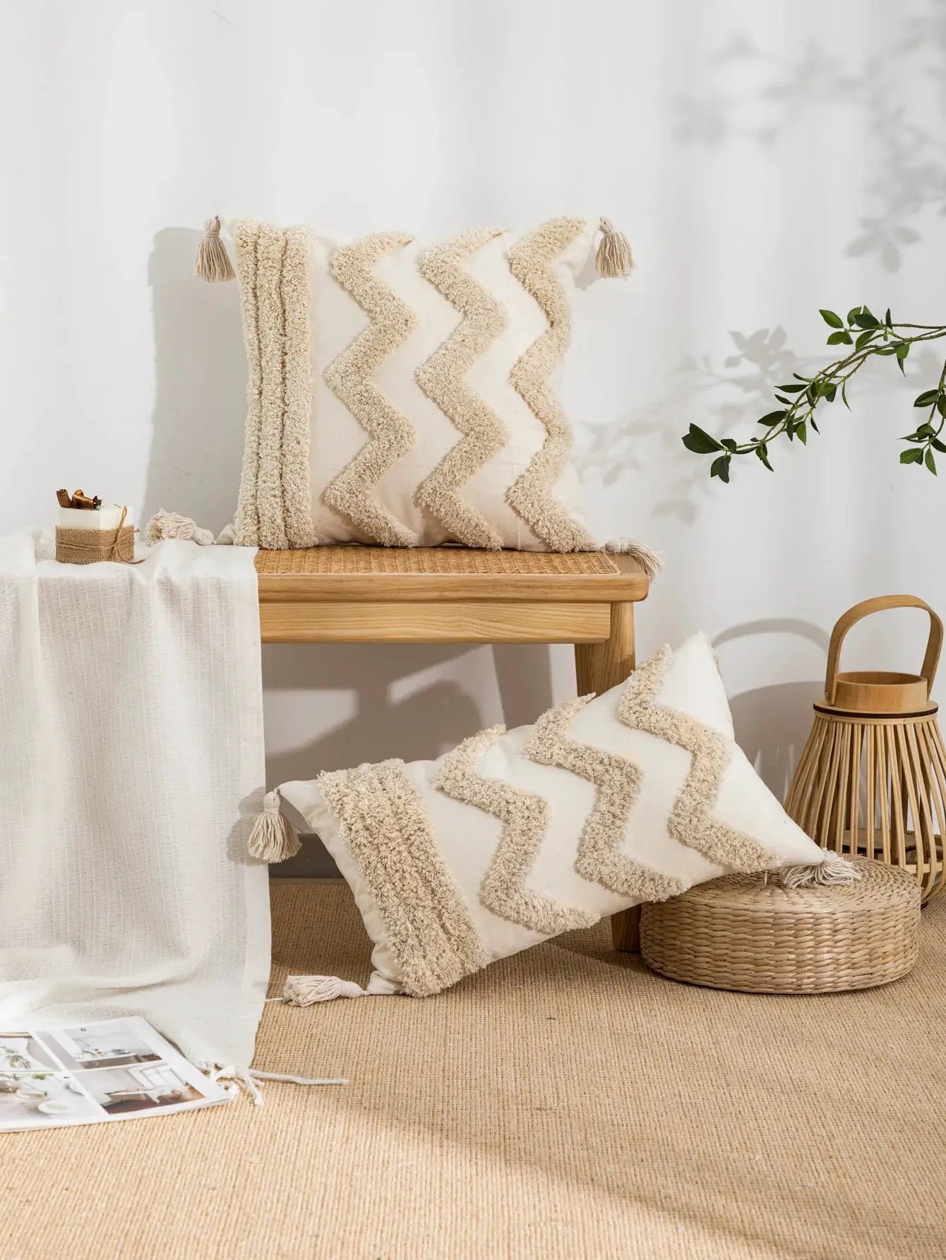 Pillowcases 2-pack: beige wavy-pattern with cotton tufting and tassel trim by Simples Market, boho decor