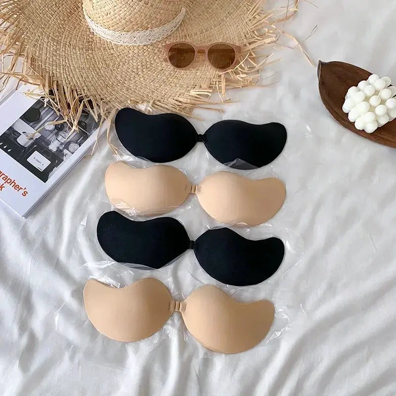 Simples Market invisible strapless adhesive bras set, silicone, 4 pairs in black and beige
