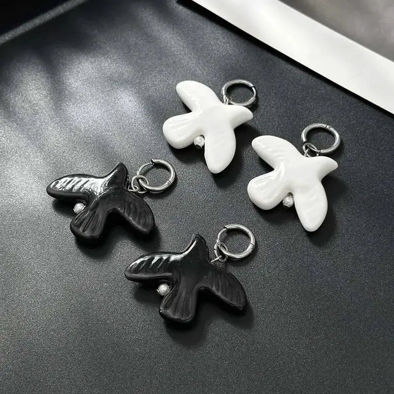 White Peace Dove Hoop Earrings For Women Geometric Round Metal Jewelry Gift Party Accessories