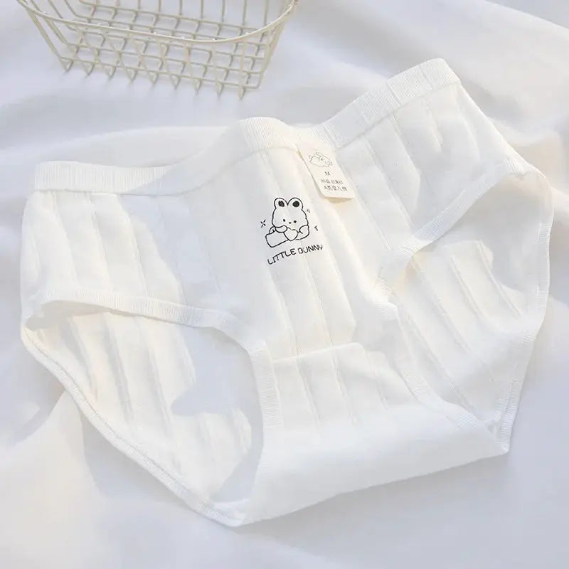 White cotton seamless panties with cute rabbit embroidery for breathable daily wear