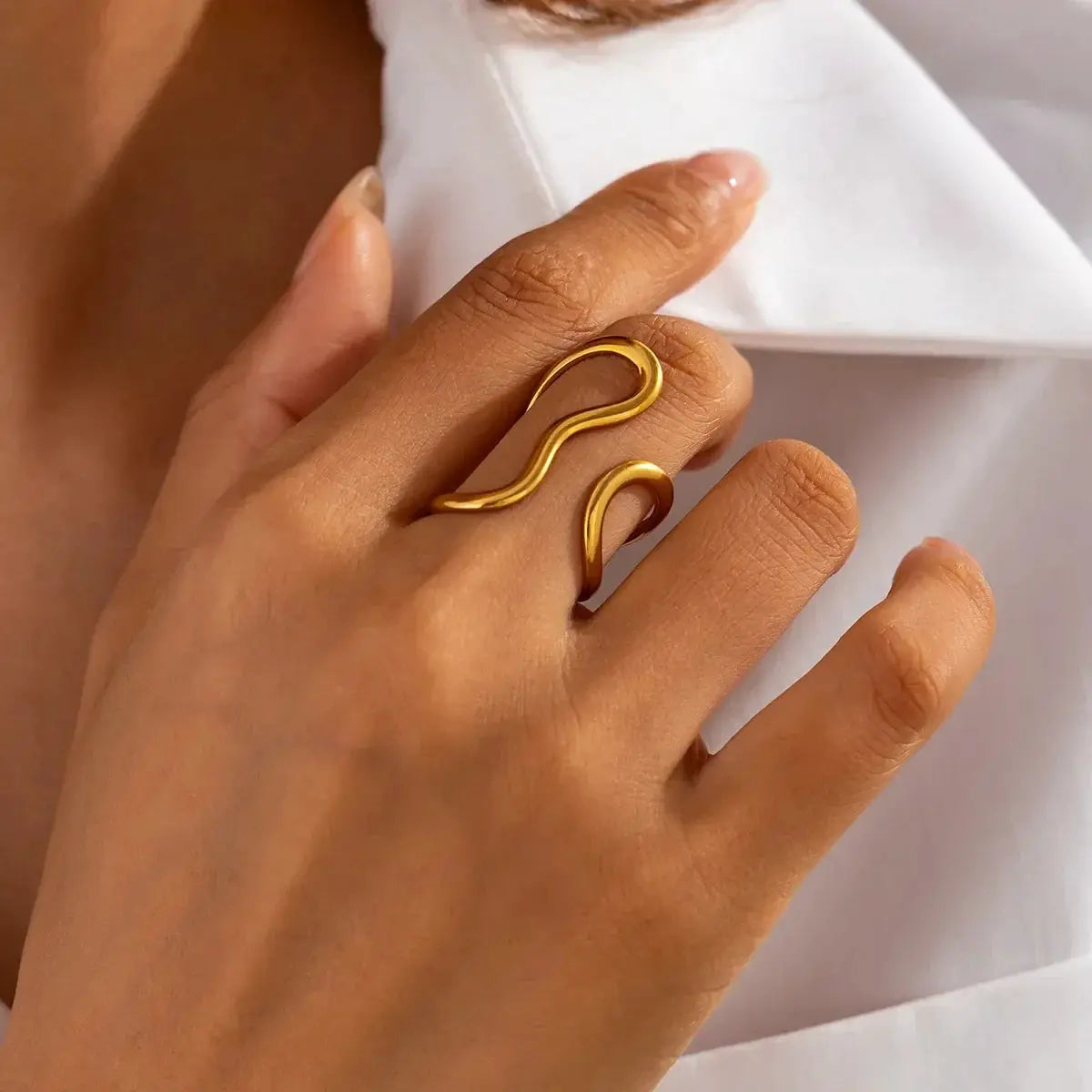 Gold-tone stainless steel irregular rings, unisex, set of 2 with oversized S-curve shapes