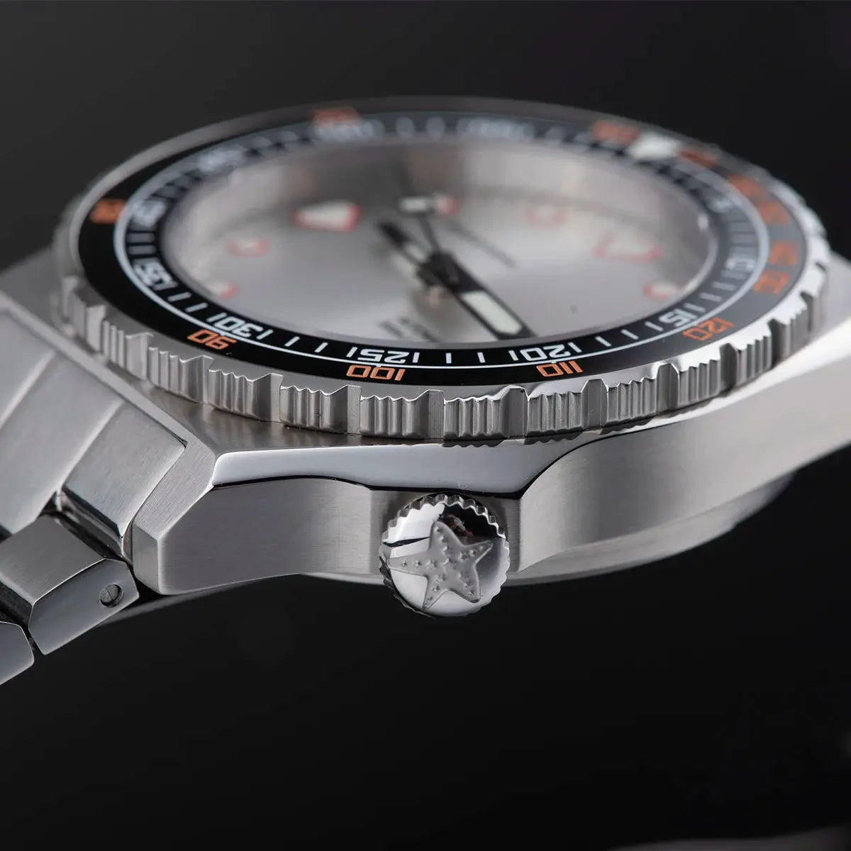 SEESTERN SUB600T diver watch by Simples Market; stainless steel case/bracelet, ceramic bezel, sapphire crystal