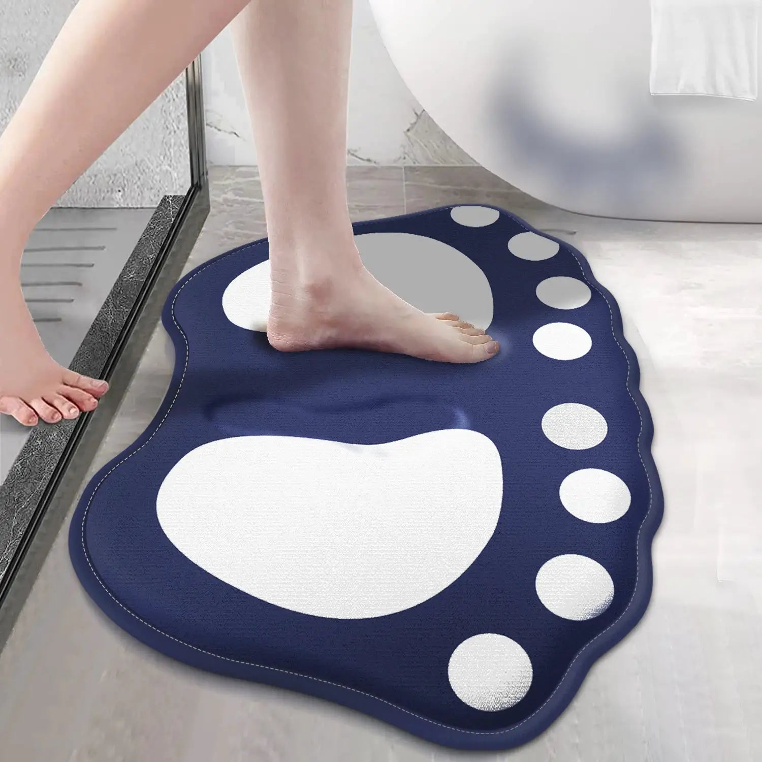 CosyNest Anti Slip Bath Mat With Claw Pattern Highly Absorbent Polyester Keeps Floors Dry