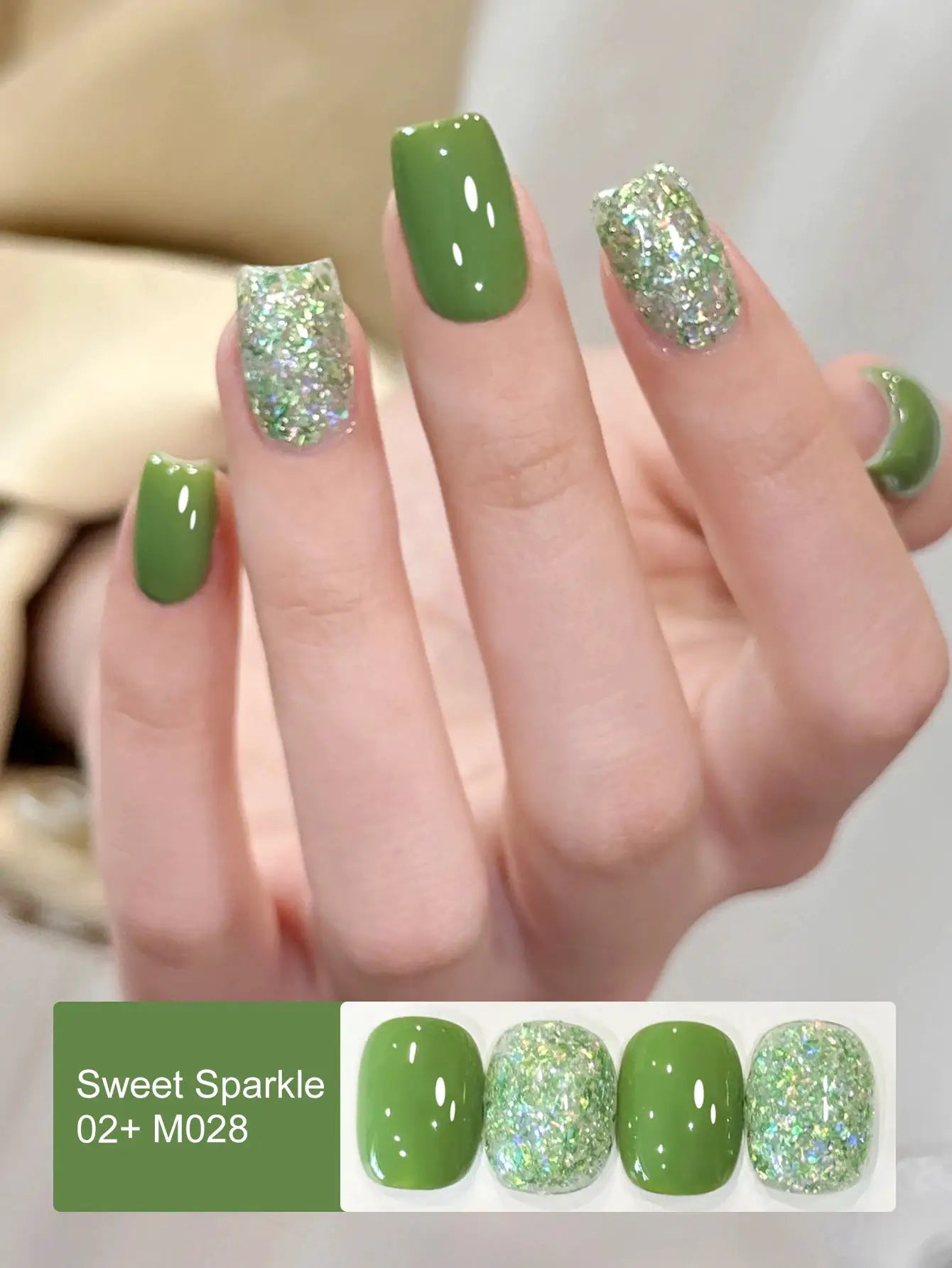 Simples Market Sweet Sparkle gel nail set: green solid polish with iridescent glitter sequins (2/16pcs)