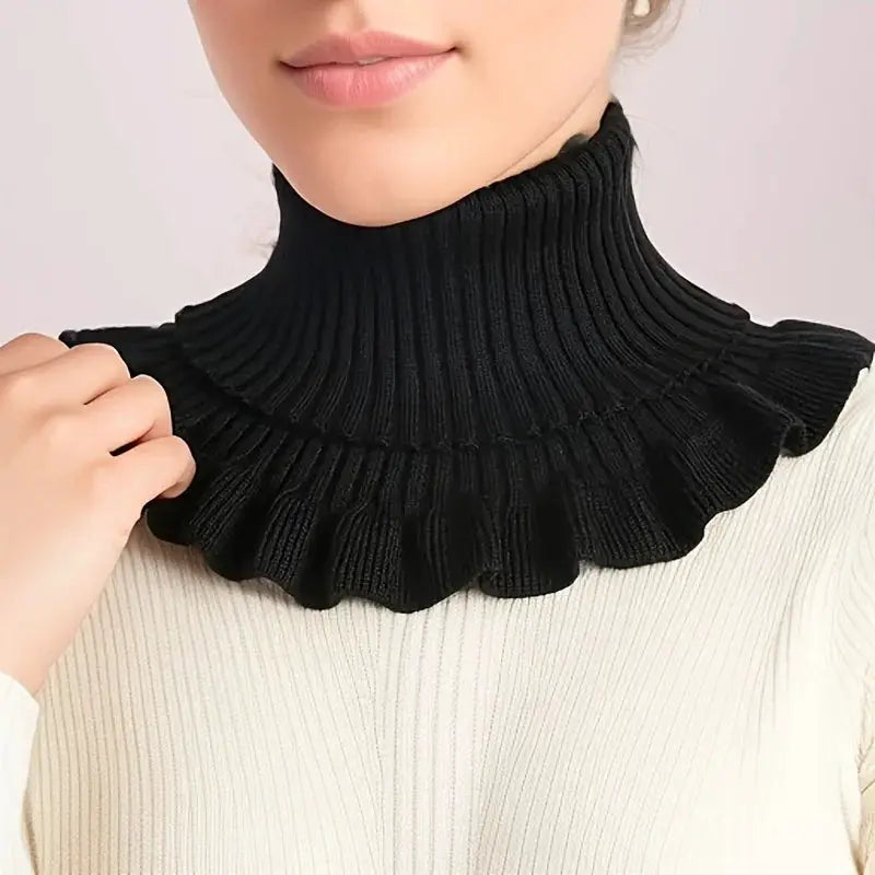 Aurora Line Black And White Knitted False Neck Scarf For Women Soft Thick Warm With Elegant Ruffle Edge