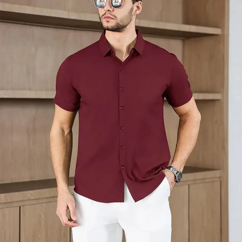 Men's burgundy short-sleeve business casual shirt with button-front