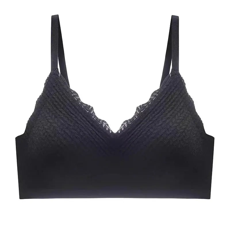 Lace seamless wireless bra, black with scalloped lace trim and non-slip band by Simples Market