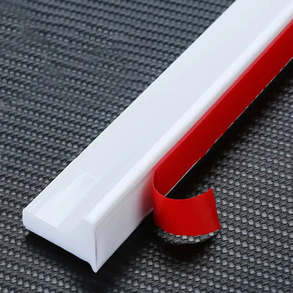 Simples Market shower dam, 1-3m white plastic bar with red silicone retaining strip for flood barrier