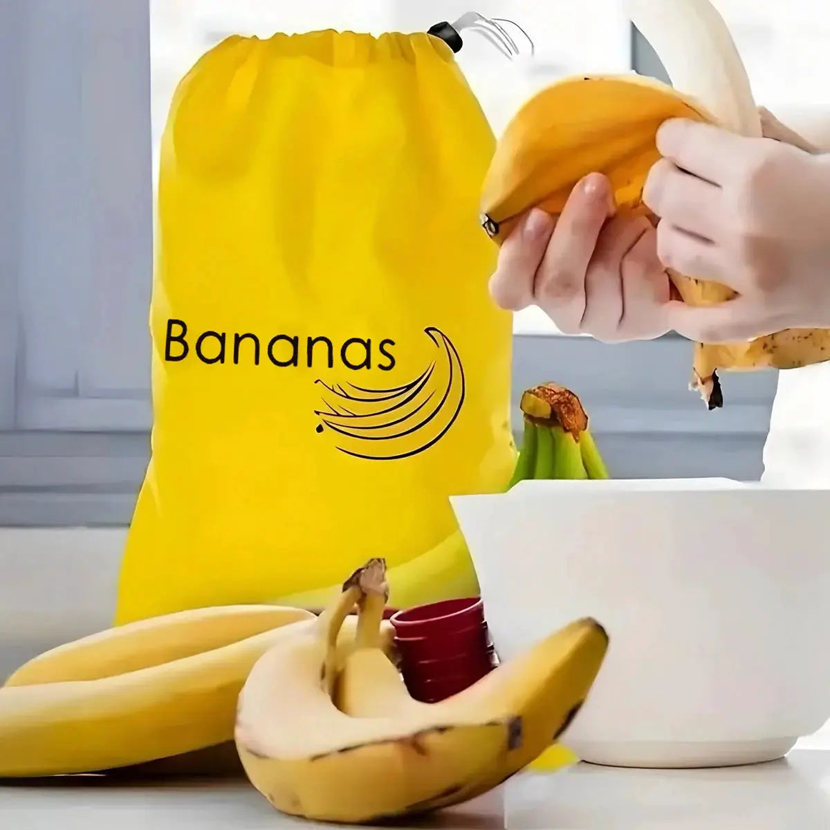 Banana storage bag, bright yellow insulated aluminum film pouch to keep bananas fresh and odor-free