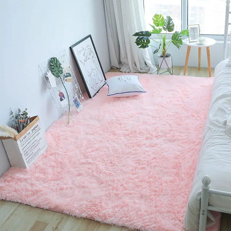 Pink fluffy shag rug by Simples Market, 160x230 cm, ideal for living room or bedroom.