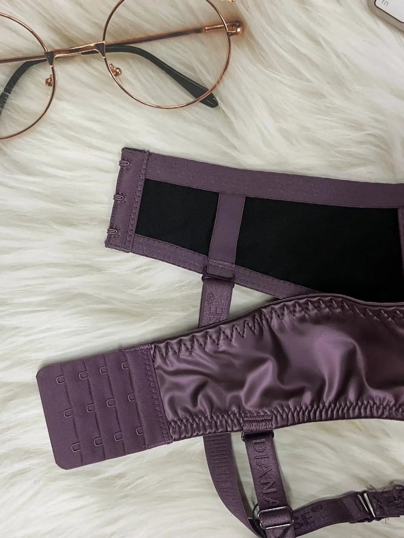 PU leather underwire bra by Simples Market, purple with molded cups and adjustable straps